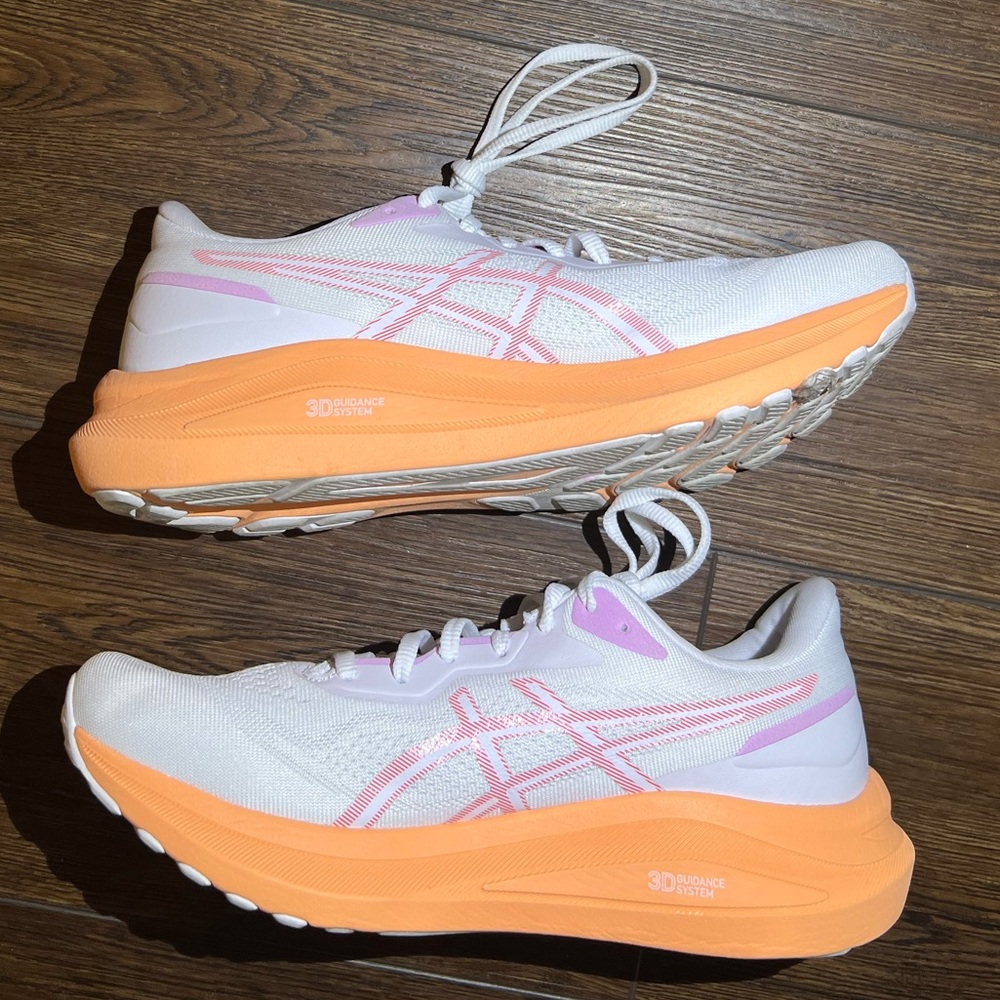 Asics GT-1000 13 Womens Size 10 White Pink Athletic Running Shoes Sneakers